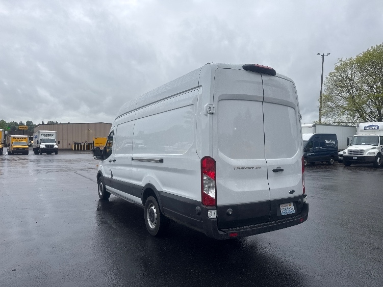 Used 2020 Ford Transit 250 - photo 8