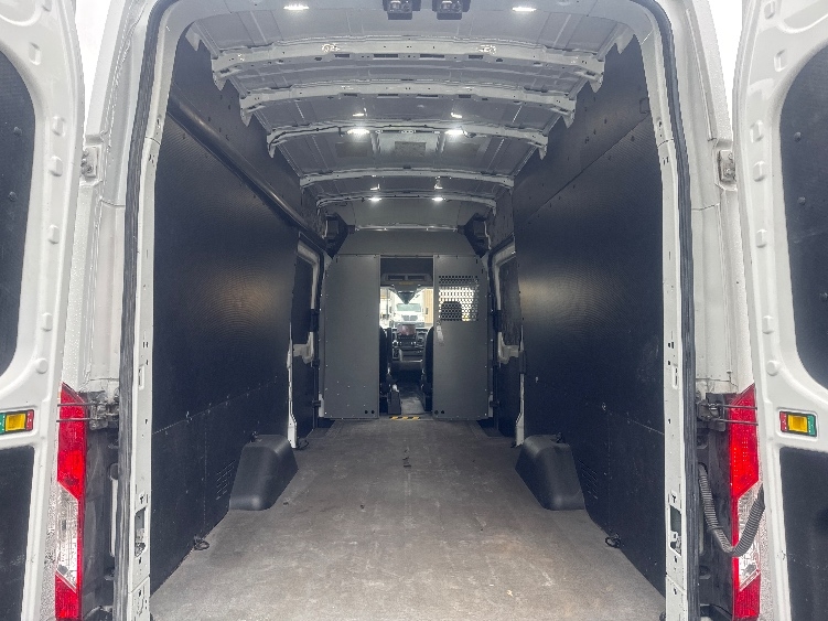 Used 2020 Ford Transit 250 - photo 10
