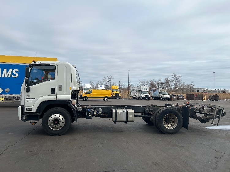 Used 2020 Isuzu FTR - photo 6