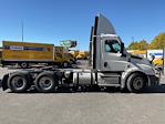 Used 2021 Freightliner Cascadia Detroit DD15AT Semi Truck for sale #376127 - photo 8