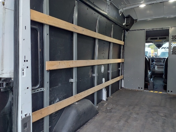 Used 2020 Ford Transit 250 - photo 12