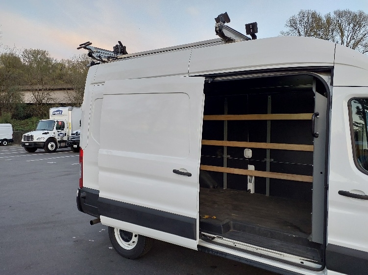 Used 2020 Ford Transit 250 - photo 27