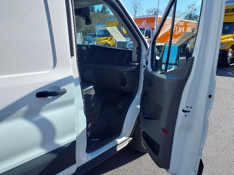 Used 2020 Ford Transit 250 - photo 21