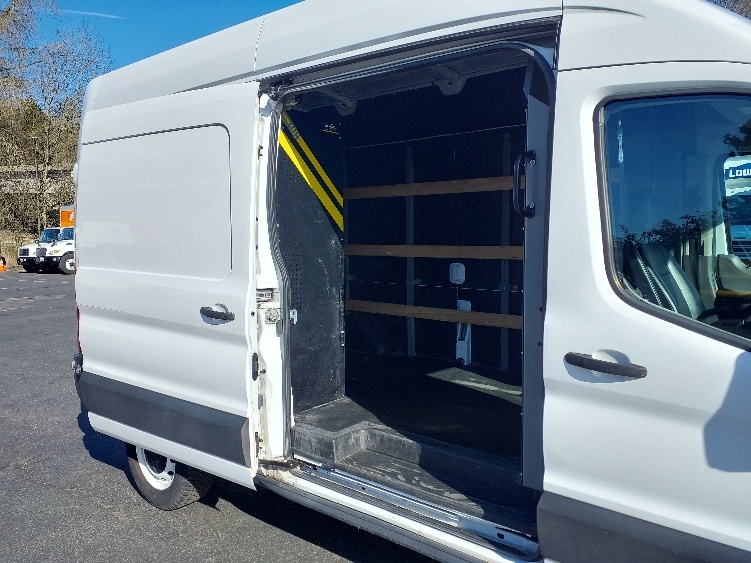 Used 2020 Ford Transit 250 - photo 26