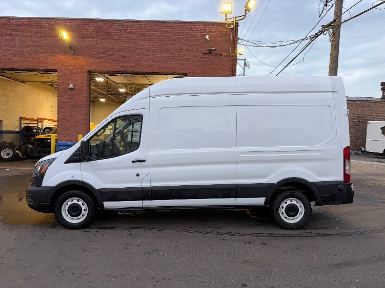 Used 2020 Ford Transit 250 - photo 6