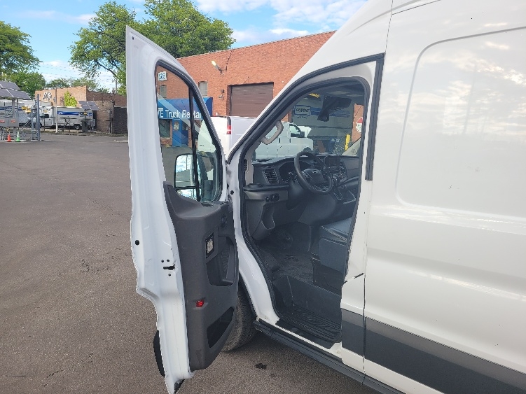Used 2020 Ford Transit 250 - photo 17