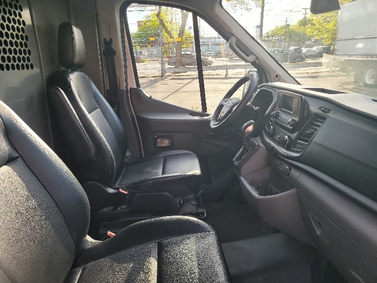 Used 2020 Ford Transit 250 - photo 23