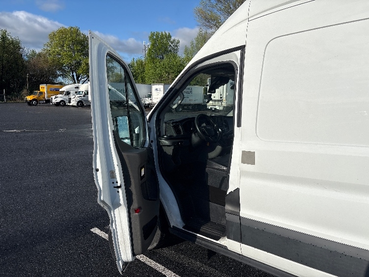 Used 2020 Ford Transit 250 - photo 14
