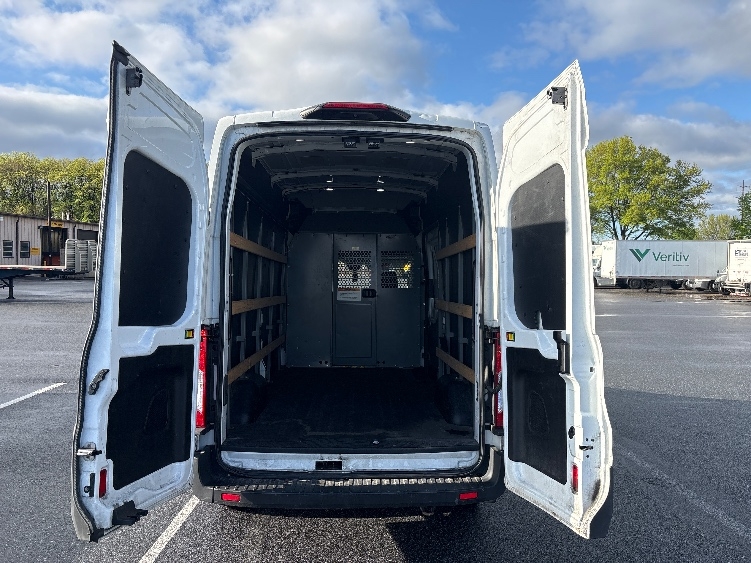 Used 2020 Ford Transit 250 - photo 9