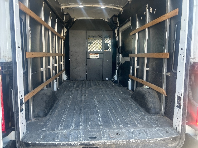 Used 2020 Ford Transit 250 - photo 10
