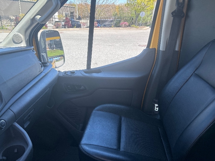 Used 2020 Ford Transit 250 - photo 18