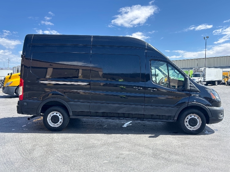 Used 2020 Ford Transit 250 - photo 16