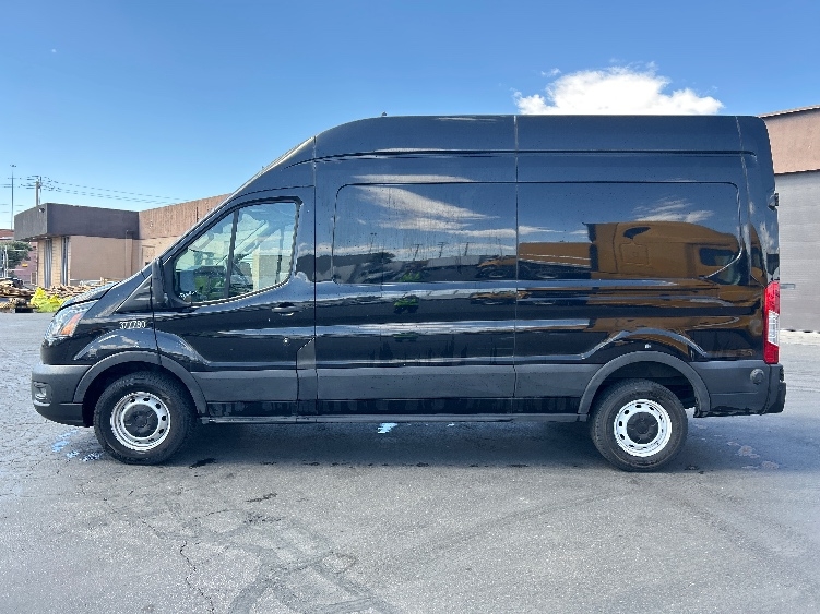 Used 2020 Ford Transit 250 - photo 6