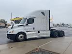 Used 2021 Freightliner Cascadia Detroit DD15AT Semi Truck with Sleeper Cab for sale #378526 - photo 3