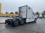 Used 2021 Freightliner Cascadia Detroit DD15AT Semi Truck with Sleeper Cab for sale #378526 - photo 7