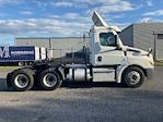 Used 2021 Freightliner Cascadia Detroit DD15AT Semi Truck for sale #378567 - photo 8