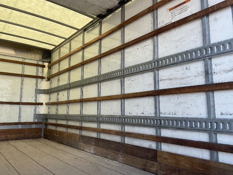 Used 2021 Isuzu NPR-HD - photo 14