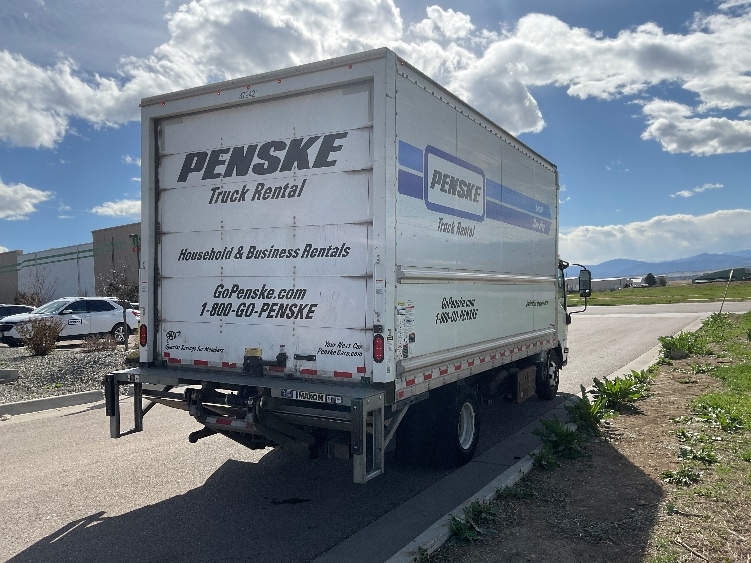 Used 2021 Isuzu NPR-HD - photo 15