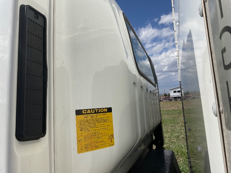 Used 2021 Isuzu NPR-HD - photo 28
