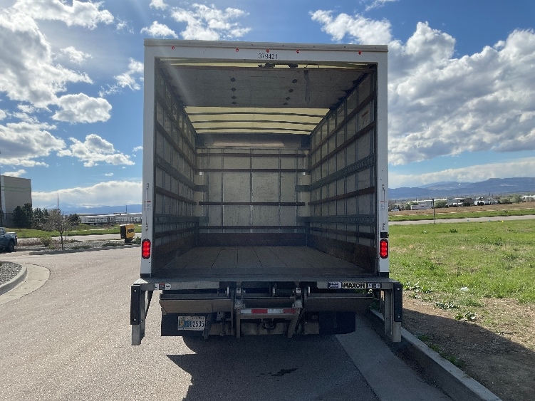 Used 2021 Isuzu NPR-HD - photo 10