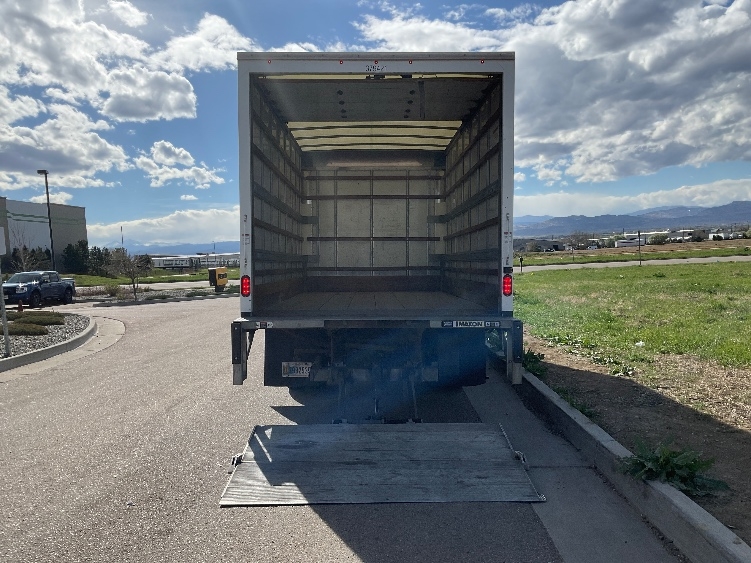 Used 2021 Isuzu NPR-HD - photo 11