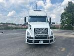 Used 2021 Volvo VNL Volvo D13 Semi Truck for sale #380242 - photo 2