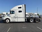 Used 2021 Volvo VNL Volvo D13 Semi Truck for sale #380248 - photo 4