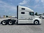 Used 2021 Volvo VNL Volvo D13 Semi Truck for sale #380253 - photo 8