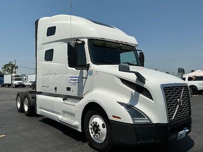 Used 2021 Volvo VNL Volvo D13 Semi Truck for sale #380255 - photo 1