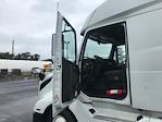 Used 2021 Volvo VNL Volvo D13 Semi Truck for sale #380265 - photo 9