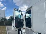 Used 2021 Freightliner Cascadia Detroit DD15AT Semi Truck with Sleeper Cab for sale #380755 - photo 9