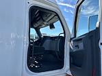 Used 2021 Freightliner Cascadia Detroit DD15AT Semi Truck with Sleeper Cab for sale #380804 - photo 13