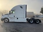 Used 2021 Freightliner Cascadia Detroit DD15AT Semi Truck with Sleeper Cab for sale #380816 - photo 4