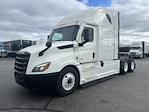 Used 2021 Freightliner Cascadia Detroit DD15AT Semi Truck with Sleeper Cab for sale #380830 - photo 3