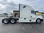 Used 2021 Freightliner Cascadia Detroit DD15AT Semi Truck with Sleeper Cab for sale #380830 - photo 8