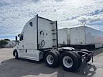 Used 2021 Freightliner Cascadia Detroit DD15AT Semi Truck with Sleeper Cab for sale #380832 - photo 4
