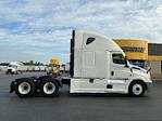 Used 2021 Freightliner Cascadia Detroit DD15AT Semi Truck with Sleeper Cab for sale #380838 - photo 8