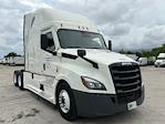Used 2021 Freightliner Cascadia Detroit DD15AT Semi Truck with Sleeper Cab for sale #380845 - photo 1