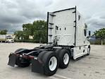 Used 2021 Freightliner Cascadia Detroit DD15AT Semi Truck with Sleeper Cab for sale #380845 - photo 7