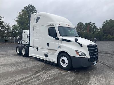 Used 2021 Freightliner Cascadia Detroit DD15AT Semi Truck with Sleeper Cab for sale #380856 - photo 1