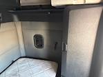 Used 2021 Freightliner Cascadia Detroit DD15AT Semi Truck with Sleeper Cab for sale #380866 - photo 18