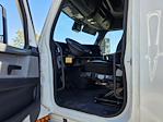 Used 2021 Freightliner Cascadia Detroit DD15AT Semi Truck with Sleeper Cab for sale #380867 - photo 9