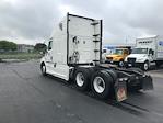 Used 2021 Freightliner Cascadia Detroit DD15AT Semi Truck with Sleeper Cab for sale #380892 - photo 5