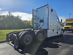 Used 2021 Freightliner Cascadia Detroit DD15AT Semi Truck with Sleeper Cab for sale #381184 - photo 7
