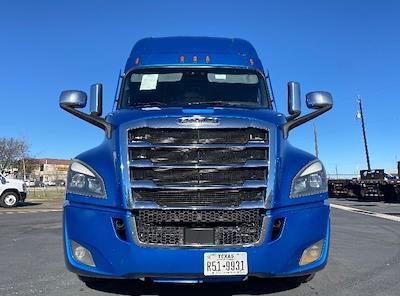 Used 2021 Freightliner Cascadia Detroit DD15AT Semi Truck with Sleeper Cab for sale #381481 - photo 2