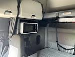 Used 2021 Freightliner Cascadia Detroit DD15AT Semi Truck with Sleeper Cab for sale #381515 - photo 19
