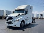 Used 2021 Freightliner Cascadia Detroit DD15AT Semi Truck with Sleeper Cab for sale #381515 - photo 3