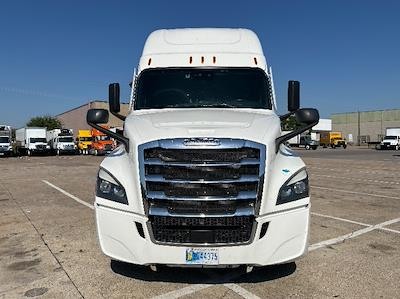 Used 2021 Freightliner Cascadia Detroit DD15AT Semi Truck with Sleeper Cab for sale #382161 - photo 2
