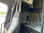 Used 2021 Freightliner Cascadia Detroit DD15AT Semi Truck with Sleeper Cab for sale #382161 - photo 19