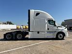 Used 2021 Freightliner Cascadia Detroit DD15AT Semi Truck with Sleeper Cab for sale #382161 - photo 8